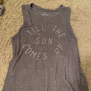 gray american eagle tank top